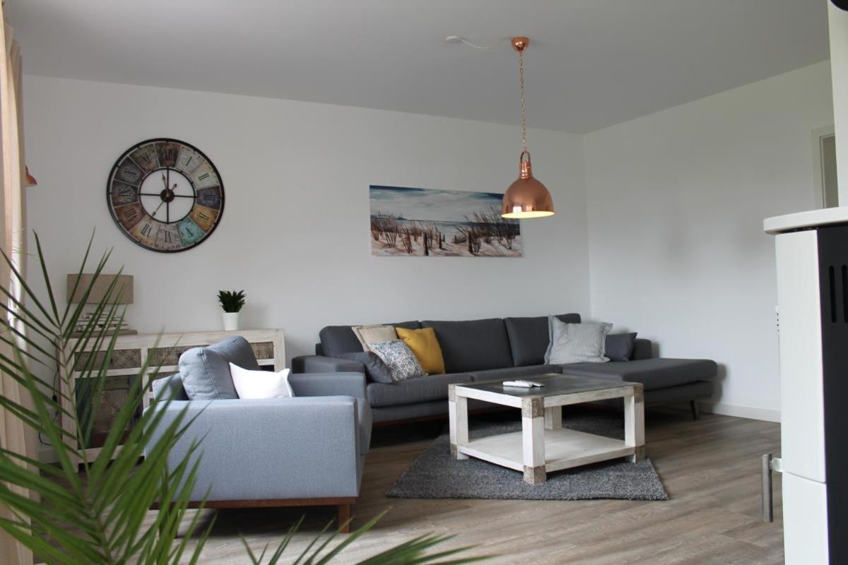 Ferienhaus Finja In Born Buitenkant foto